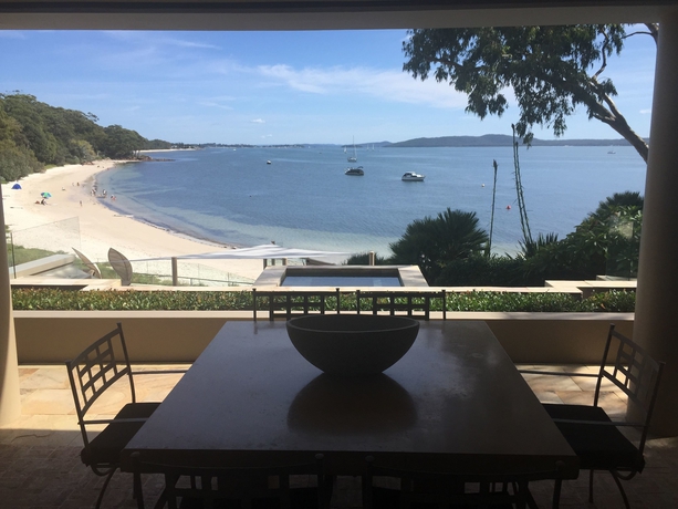 Imagen de la habitación del Hotel Amarna Luxury Beach Resort. Foto 7