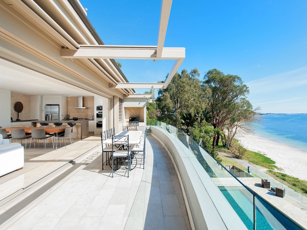 Imagen de la habitación del Hotel Amarna Luxury Beach Resort. Foto 11