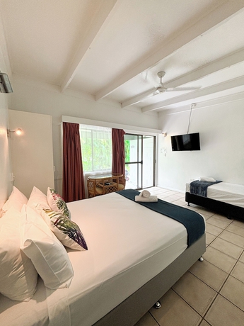 Imagen de la habitación del Hotel Amaroo Rainforest Resort. Foto 14