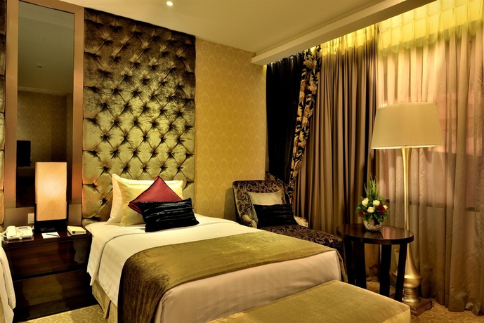 Imagen de la habitación del Hotel Amaroossa Grande Bekasi. Foto 7