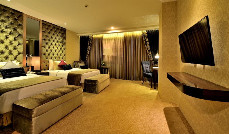Imagen de la habitación del Hotel Amaroossa Grande Bekasi. Foto 13