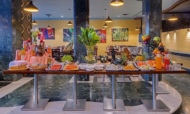 Imagen del bar/restaurante del Hotel Amarpreet, Chhatrapati Sambhajinagar - Am Kollection. Foto 2