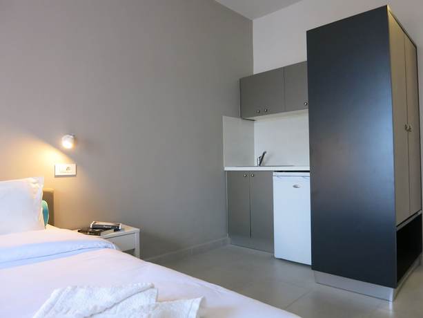 Imagen de la habitación del Hotel Amaryllis Apartments, Platanias. Foto 12