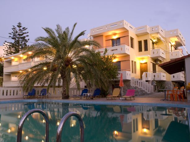 Imagen de la piscina del Hotel Amaryllis Apartments, Platanias. Foto 19