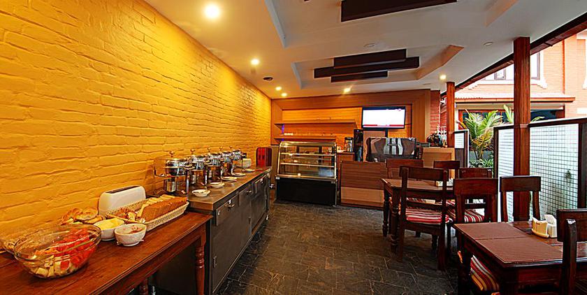 Imagen del bar/restaurante del Hotel Amaryllis, Katmandu. Foto 4