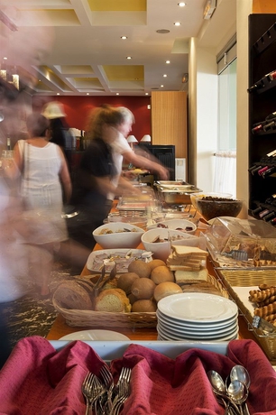 Imagen del bar/restaurante del Hotel Amaryllis, Rodas. Foto 5