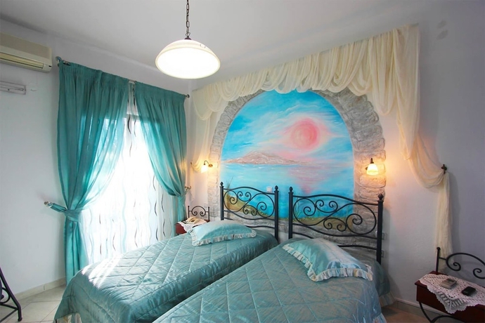 Imagen de la habitación del Hotel Amaryllis Studios. Foto 4