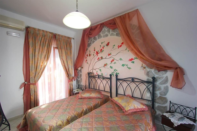 Imagen de la habitación del Hotel Amaryllis Studios. Foto 5