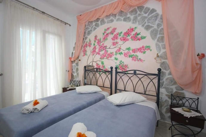 Imagen de la habitación del Hotel Amaryllis Studios. Foto 9