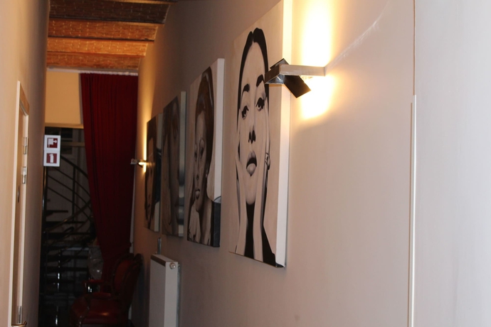 Imagen de los interiores del Hotel Amaryllis Veurne. Foto 16