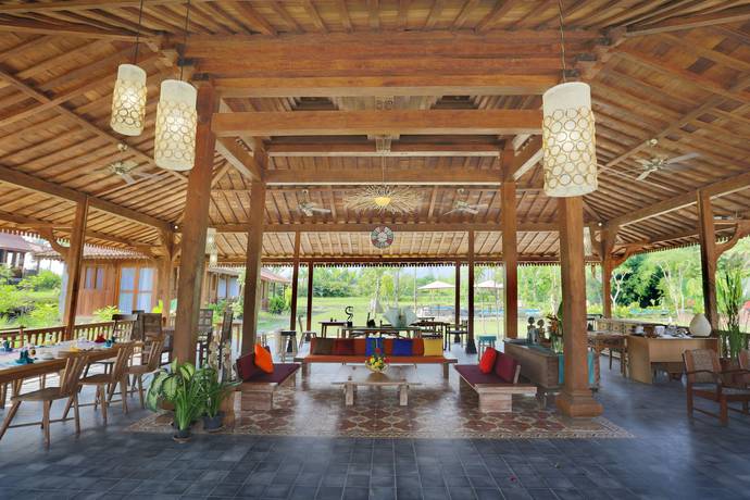 Imagen de los exteriores del Hotel Amata Borobudur Resort. Foto 8
