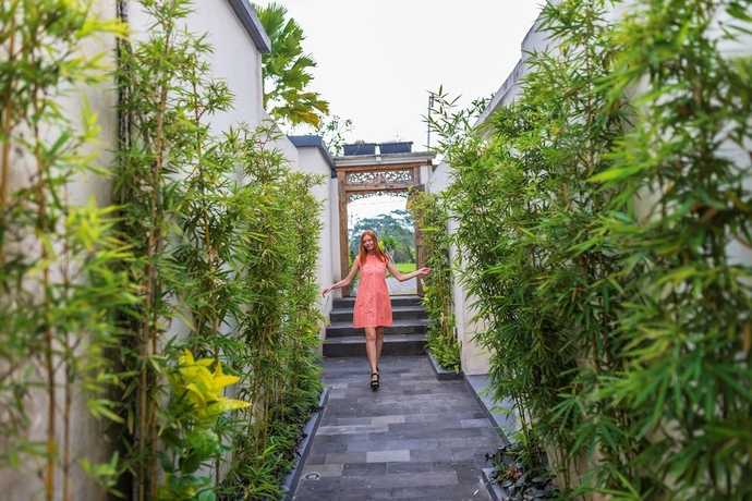 Imagen de los exteriores del Hotel Amatara Abirama Villas. Foto 10