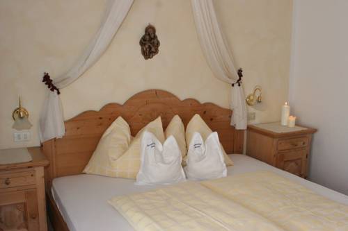 Imagen de la habitación del Hotel Amaten. Foto 16