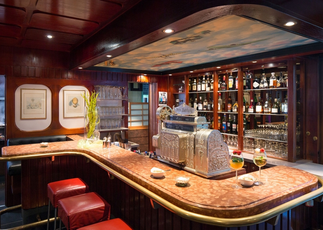 Imagen del bar/restaurante del Hotel Amathos Living Zurich Airport. Foto 3