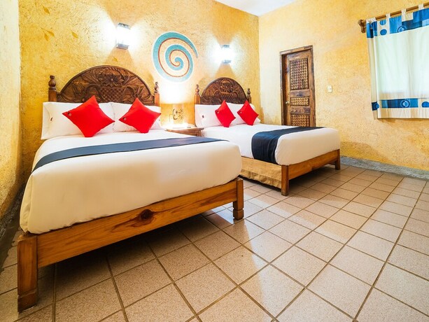 Imagen de la habitación del Hotel Amatlan De Quetzalc&oacute;atl. Foto 15