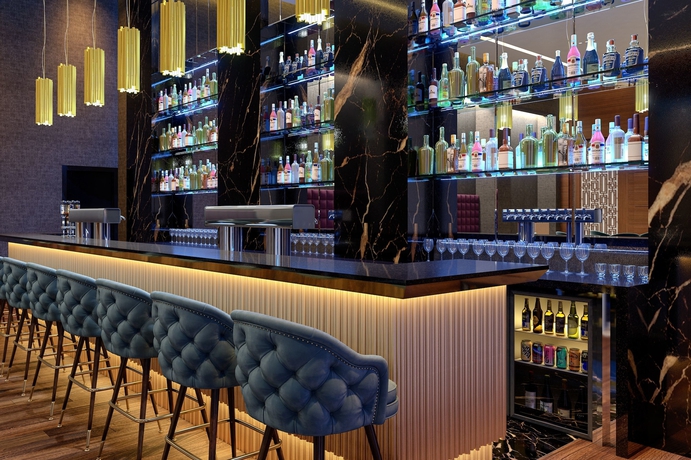 Imagen del bar/restaurante del Hotel Amavi, Madefortwo Hotels - Paphos. Foto 5