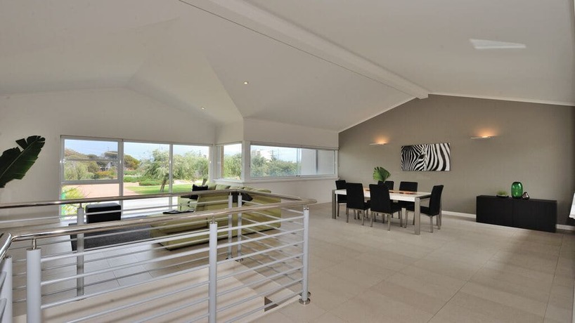 Imagen del bar/restaurante del Hotel Amawind Rockingham Apartments. Foto 3