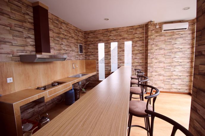 Imagen del bar/restaurante del Hotel Amaya Suites. Foto 6