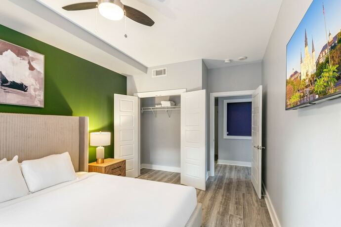 Imagen general del Hotel Amazing 4-bedroom Oasis: Steps From The French !. Foto 13