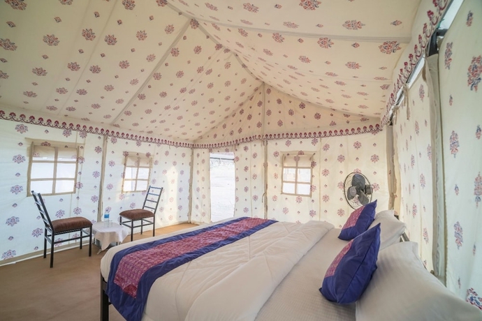 Imagen de la habitación del Hotel Amazing Desert Camp. Foto 2