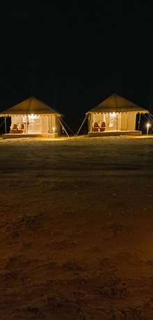 Imagen de la habitación del Hotel Amazing Desert Camp. Foto 5