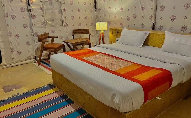 Imagen de la habitación del Hotel Amazing Desert Camp. Foto 11