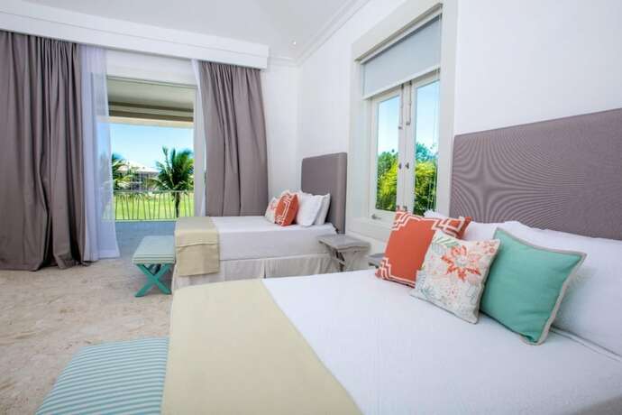 Imagen general del Hotel Amazing Golf Villa at Luxury Resort in Punta Cana Includes Staff Golf Carts and Bikes. Foto 8