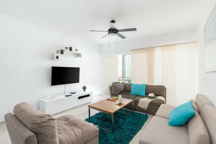 Imagen de la habitación del Hotel Amazing Modern 2 PH in 1 6BR Private Jacuzzi Great Facilities GYM 2 Rooftops Security. Foto 20