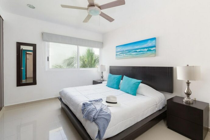 Imagen general del Hotel Amazing Modern 2 PH in 1 6BR Private Jacuzzi Great Facilities GYM 2 Rooftops Security. Foto 3