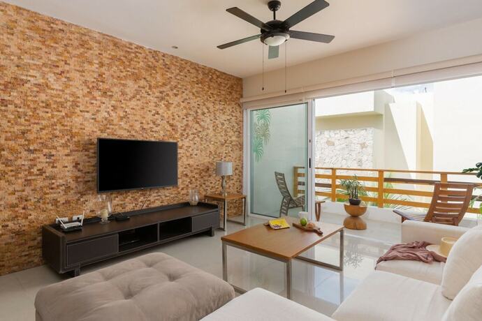 Imagen general del Hotel Amazing Modern 2 PH in 1 6BR Private Jacuzzi Great Facilities GYM 2 Rooftops Security. Foto 12