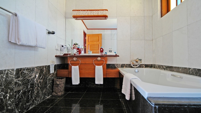 Imagen de la habitación del Hotel Amazing Ngapali Resort. Foto 11