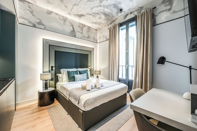 Imagen de la habitación del Hotel Amazinn Madrid Plaza Mayor Collection II. Foto 14