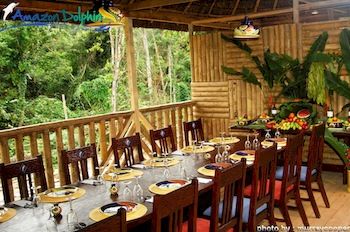Imagen del bar/restaurante del Hotel Amazon Dolphin Lodge. Foto 2