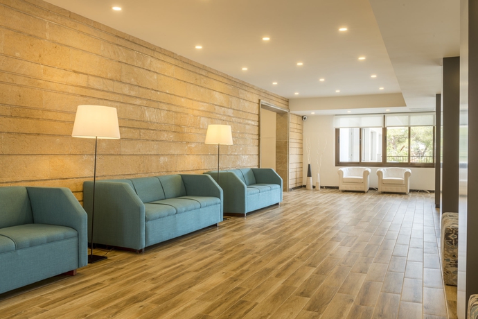 Imagen de los interiores del Hotel Amazonas, El Arenal. Foto 10