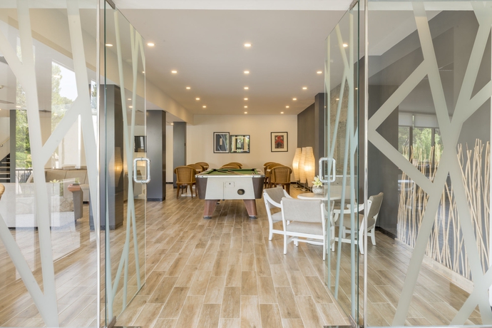 Imagen de los interiores del Hotel Amazonas, El Arenal. Foto 14