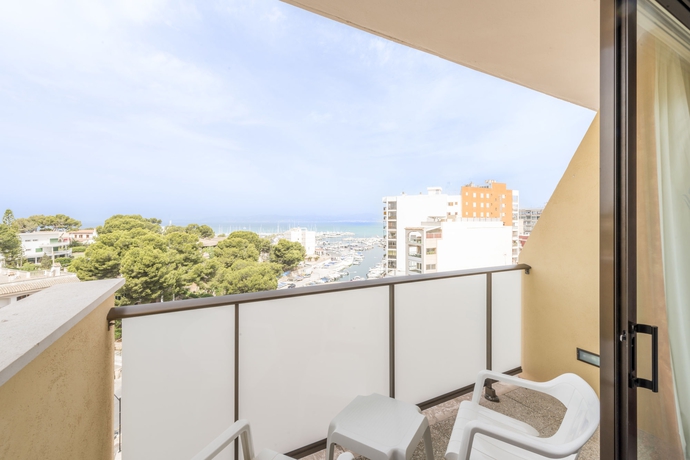 Imagen de la habitación del Hotel Amazonas, El Arenal. Foto 9