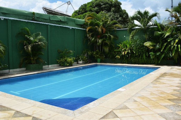Imagen de la piscina del Hotel Amazonas Real. Foto 20