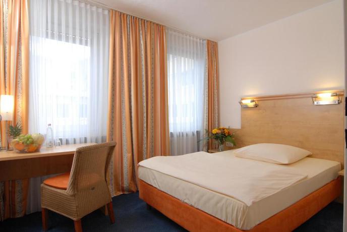 Imagen de la habitación del Hotel Amba, Munich. Foto 4