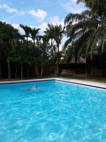 Imagen de la piscina del Hotel Ambaibo. Foto 20