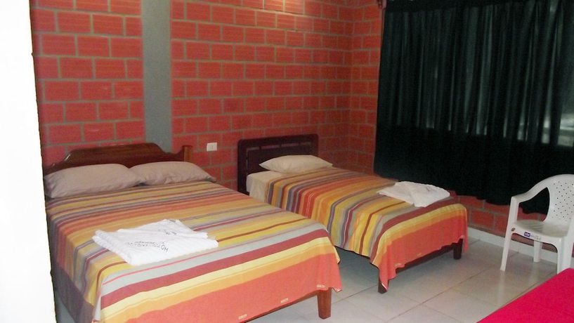 Imagen de la habitación del Hotel Ambaibo. Foto 15