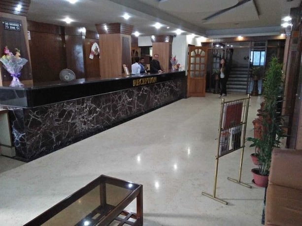 Imagen de los interiores del Hotel Ambarish Grand Residency. Foto 13