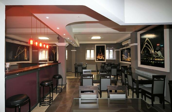 Imagen general del Hotel Ambasador Bitola. Foto 2