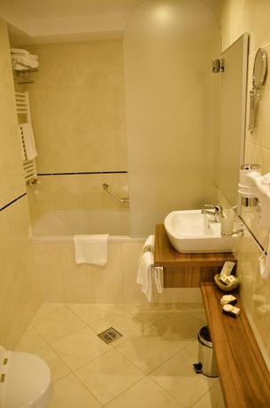 Imagen de los interiores del Hotel Ambasador, Bucarest. Foto 13