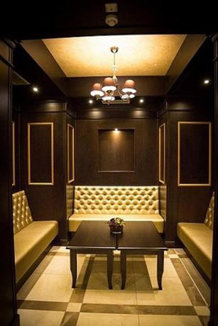 Imagen de los interiores del Hotel Ambasador, Bucarest. Foto 16