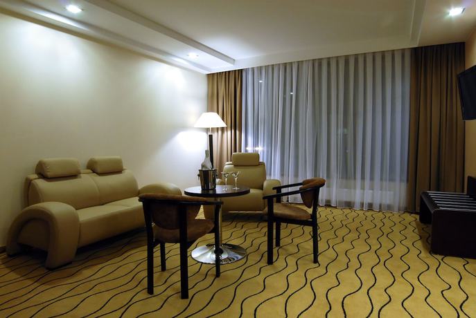 Imagen de la habitación del Hotel Ambasador Centrum Lodz. Foto 2
