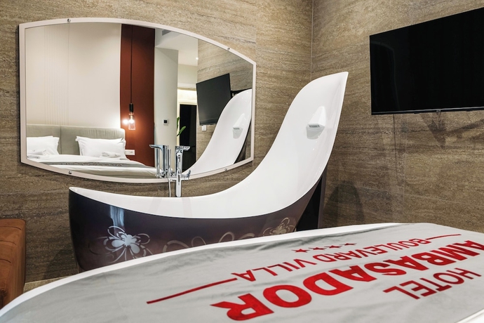 Imagen de la habitación del Hotel Ambasador, Durres. Foto 11