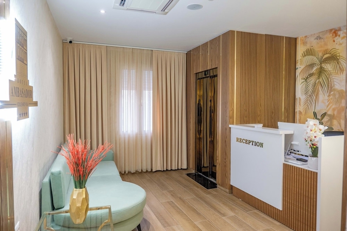 Imagen de los interiores del Hotel Ambasador, Durres. Foto 14