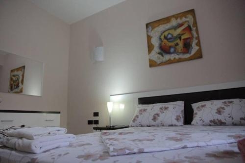 Imagen de la habitación del Hotel Ambasador, Lezhe. Foto 6