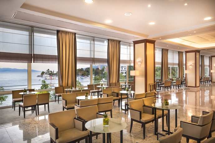 Imagen del bar/restaurante del Hotel Ambasador - Liburnia. Foto 3