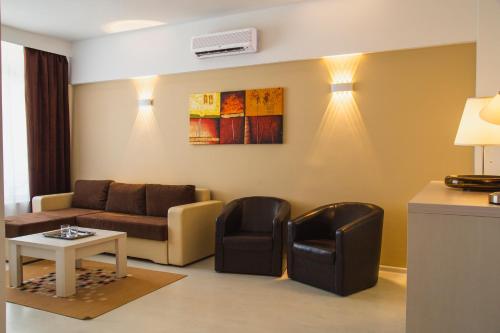 Imagen de la habitación del Hotel Ambasador Mamaia. Foto 14